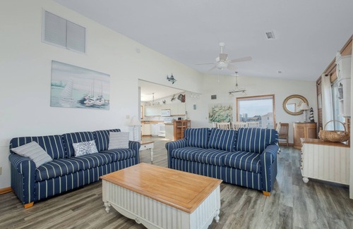 South Nags Head House | SPECTACULAR sunrises and ocean views from both levels!