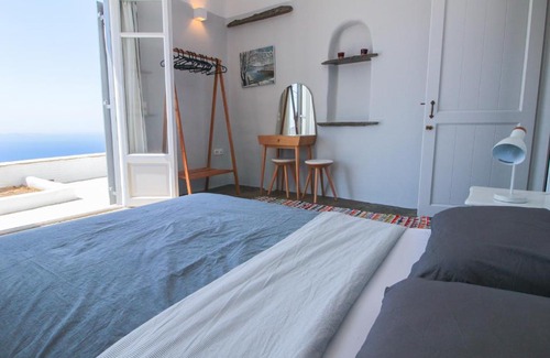 Isternia Villa | Spectacular View Maisonette in Ysternia