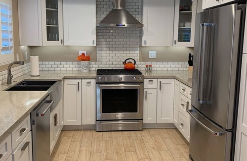 Palm Desert House | Spectacular Wildwood Oasis