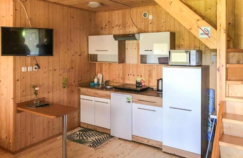 Debina House | Spend a wonderful holiday in the village of Dbina by the sea