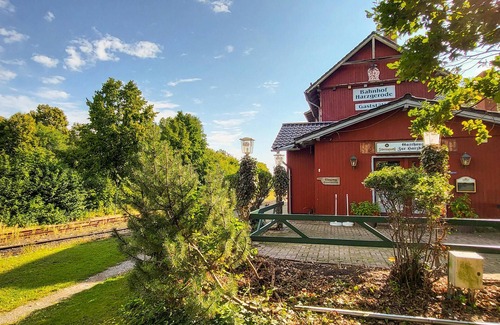 Harzgerode Apartment | Spend an unforgettable vacation in this inviting vacation home overlooking the park.