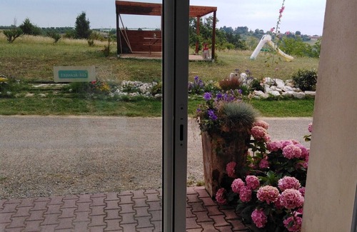 Lamothe-Capdeville Apartment | Spend your winter weekend in the countryside (15 minutes from Montauban)