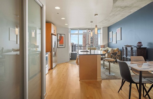 LoDo Condo | SPIRE 2906: 29th Floor Suite!