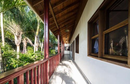 Antoneys Cay Hotel | Splash Inn Dive Resort & Villas