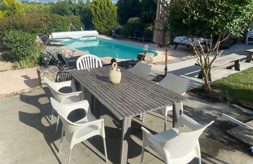 Razac-de-Saussignac House | Splendid and spacious fully equipped country house with swimming pool