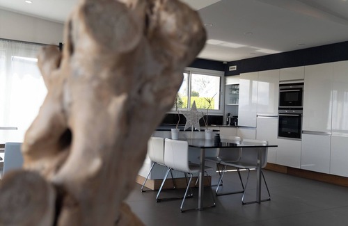 Carantec Villa | Splendid Maison Vue Mer Imprenable with private heated indoor pool