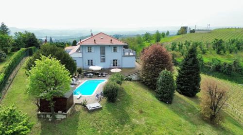 Govone Villa | Splendid Villa Magna with Pool and Park - Langhe Hills