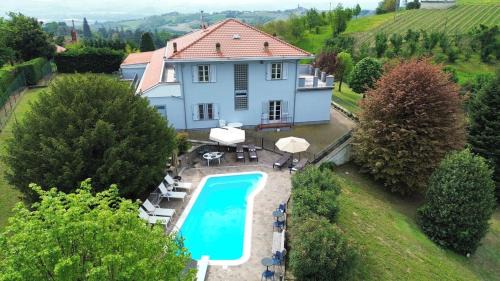 Govone Villa | Splendid Villa Magna with Pool and Park - Langhe Hills