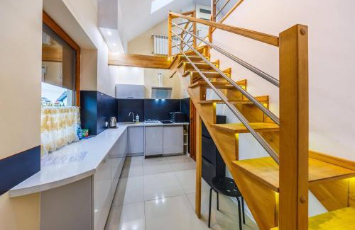 Subcarpathian Province Apartment | Spokojne Zacisze- Apartment in Rzeszów, Free Parking by StayNest