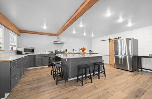 Golden Meadow House | Sportsman's Paradise: Steps away from your next adventure