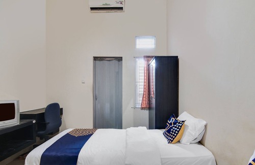 Pekanbaru Hotel | SPOT ON 91772 Nisrina Homestay Syariah