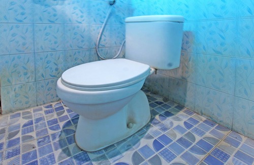 Praya Hotel | SPOT ON 92973 Madani Syariah Guesthouse