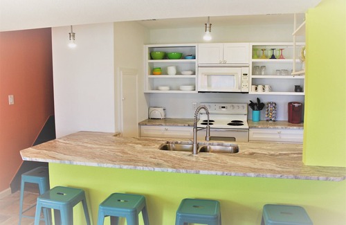 Matagorda House | Spring Escapes – Cozy Stays, Sweet Deals at Dream Daze Beach Condo!