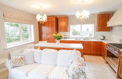 Louisburgh Cottage | SPRINGWOOD COTTAGE, family friendly in Louisburgh, County Mayo