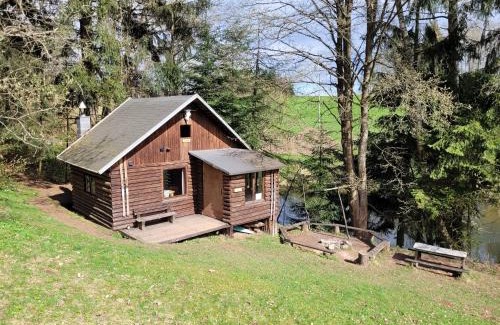 Radvanice Ski Chalet | Srub na svahu sjezdovky v Radvanicích