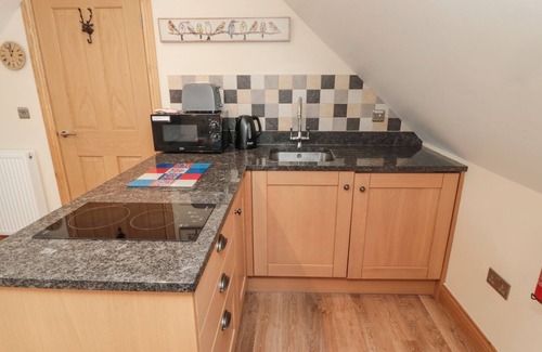 South Charlton Cottage | ST. DOLMEN, with pool in Embleton
