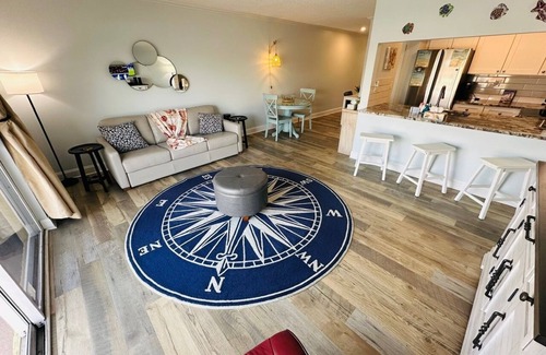 Belle Vista Condo | St Pete Beach Sun Harbor Waterfront Parking WiFi 1/1