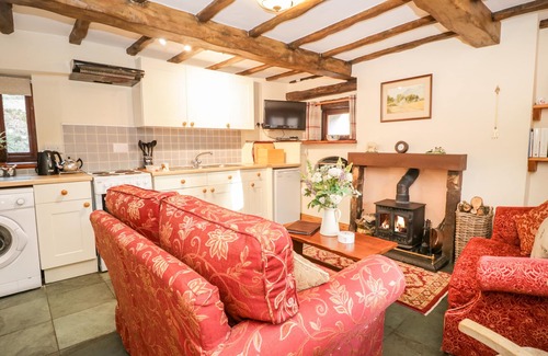 Nether Wasdale Cottage | STABLE END COTTAGE, family friendly, with open fire in Nether Wasdale