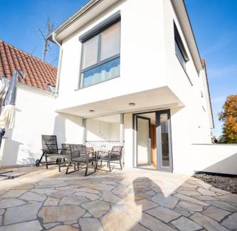 Kisslegg House | -Stadthaus Ida- Mit großer Dachterasse, am Schloßpark, Luftkurort Kißlegg, Boxspringbetten, Kaffeevollautomat, SmartTV, familienfreundlich, großzügig, zentral