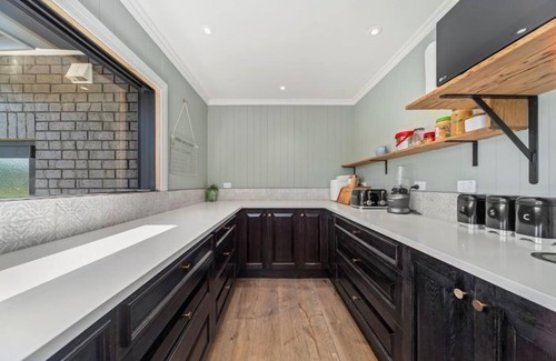 Taupo House | Stagford Lodge - Taupo
