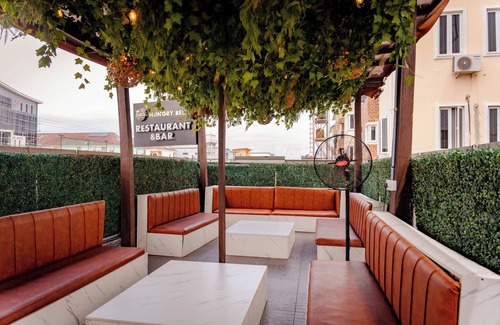 Ofin House | Standard Luxury Room - Sleeps2 - Pool - PetAllowed