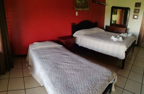 Roble Hotel | Standard Room in the Mountain!