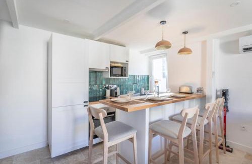 Notre-Dame du Mont Apartment | Standing - Central - Quartier des Artistes - Les Frères de la Loc'