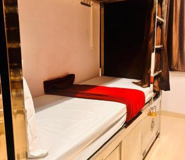 Kurla Apartment | Star Dormitory