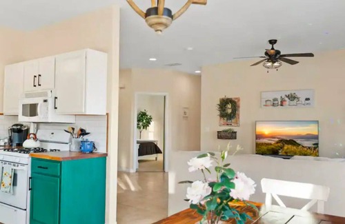 Twentynine Palms House | Stargazing Desert Paradise