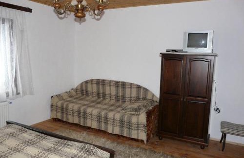 Subotkovtsi House | Staroto Shkolo House - rooms for guests