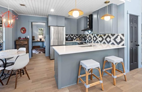 Wimberley House | Starry Blue House | Private Creekfront Retreat