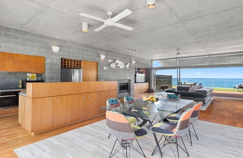 Pearl Beach House | Stay 7, pay 5 these school holidays* Beachfront