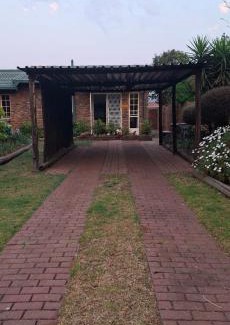 Middelburg Apartment | Stay at Wolkeberg