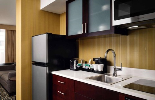 Near North Side House | Stay awhile in the heart of Chicago