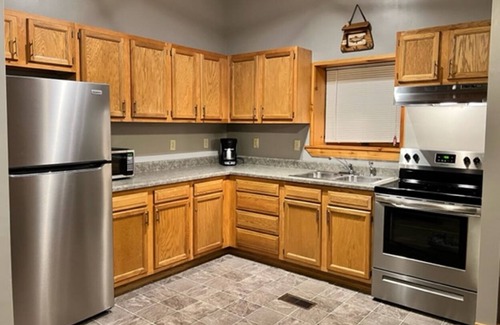 Ohiopyle Apartment | Stay In Ohiopyle, Closest to the GAP trail, Hot Tub