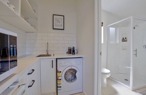 Queenstown House | Stay of Queenstown - your own private Queenstown oasis!