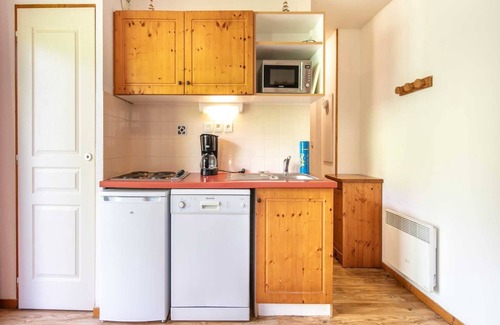 Chamrousse Apartment | Stay with Garden, Chamrousse