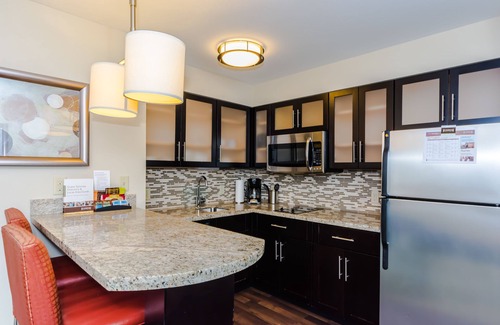 Grand Forks Hotel | Staybridge Suites Grand Forks by IHG