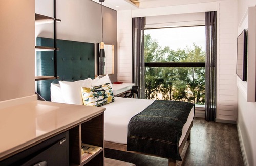 Maputo Hotel | StayEasy Maputo