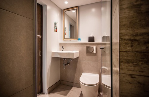 Maputo Hotel | StayEasy Maputo