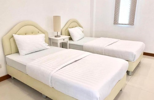 Kabin Buri Hotel | Staytoon สเตย์ทูนรีสอร์ท
