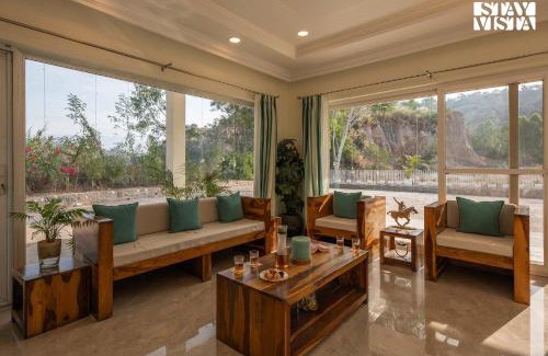 Kishangarh Villa | StayVista at Silver Slopes with outdoor pool