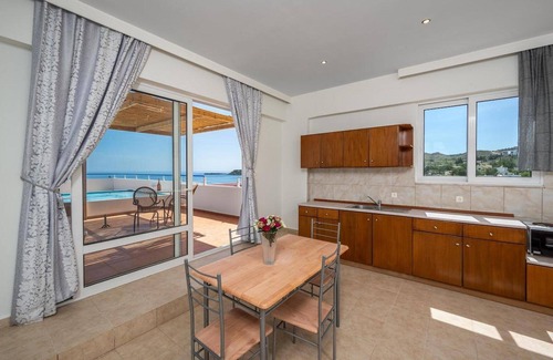 Stegna Villa | Stegna Sunrise Suite Sleeps 4 Pool