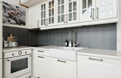 Rossoya House | Steigen Cabin North