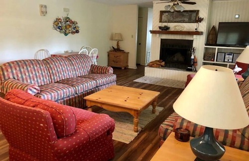 Steinhatchee Resort | Steinhatchee Landing Resort-River House B #18-Boat Dock-*THIRD NIGHT FREE*