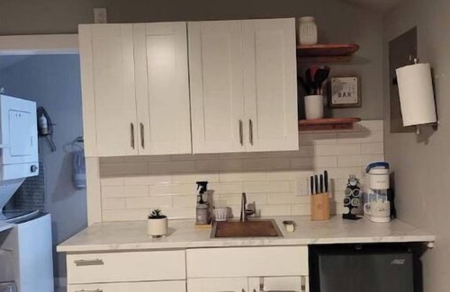 Tulsa House | Step into this charming 1-bedroom house