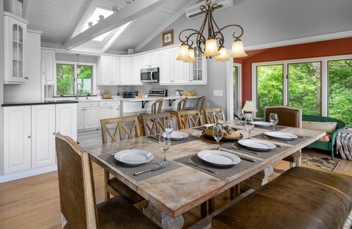 Cape Neddick House | Steps to Cliff House Resort, Minutes to Perkins Cove and Ogunquit.