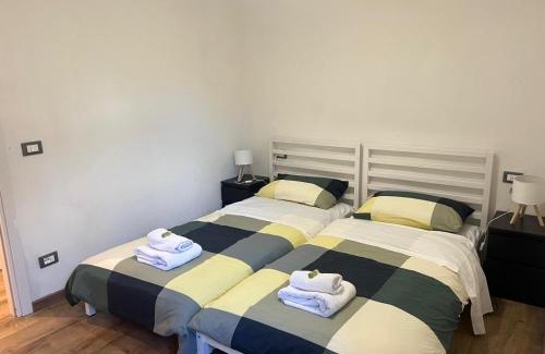 Twist Apartment | Steps to Florence