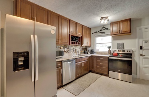 Redington Shores House | Steps to Gulf: Updated Duplex in Redington Shores!