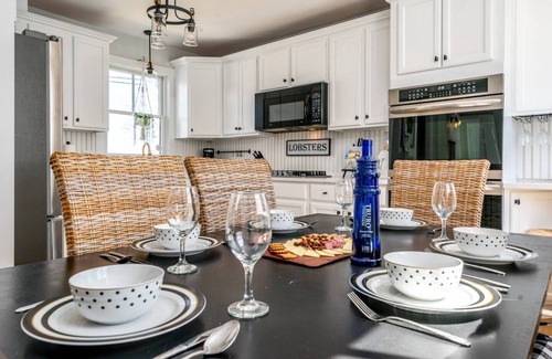 Hyannis House | Steps to Harbor & Dining! Updated Home Slps 12